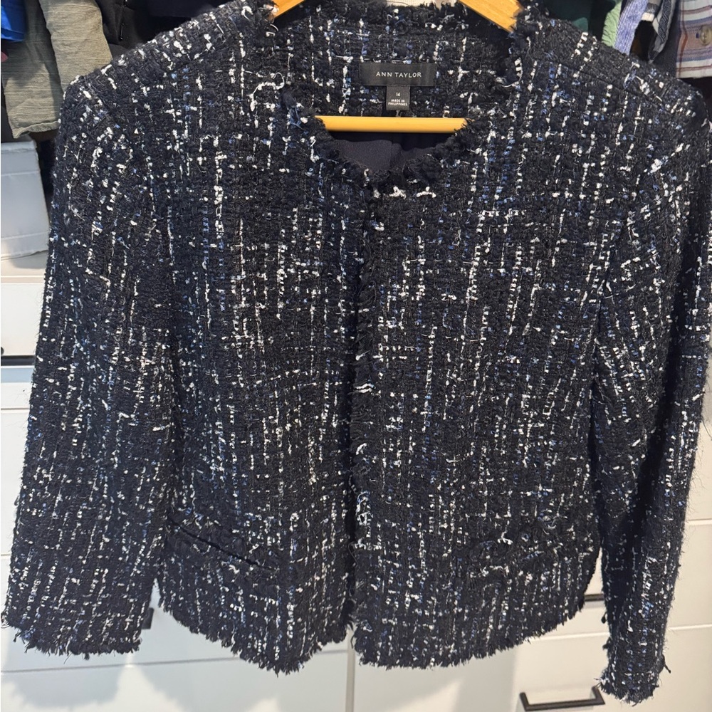 Ann Taylor Navy Tweed Blazer - Picture 9 of 10